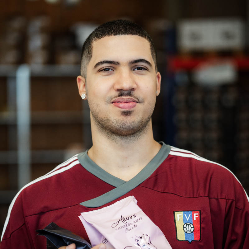 Carlos, Mitarbeiter Versand bei Espresso International